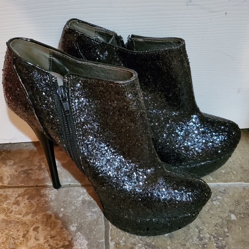 Ankle boots